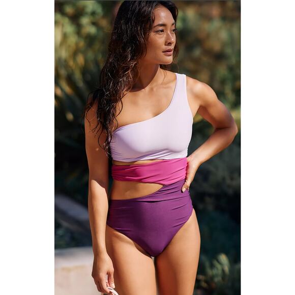 New PQ Colorblock One-Piece Swimsuit - Small - Picture 1 of 4